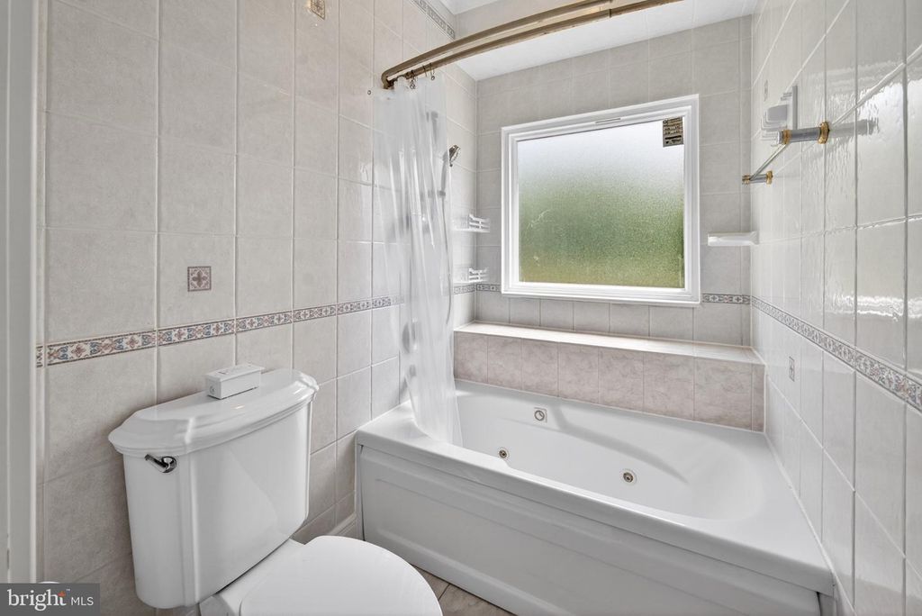 Image 50 of property listing at 2855 COX NECK RD, Chester, MD 21619