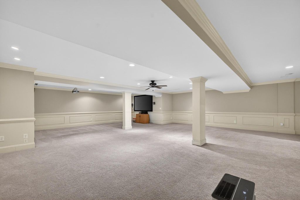 Image 53 of property listing at 2855 COX NECK RD, Chester, MD 21619