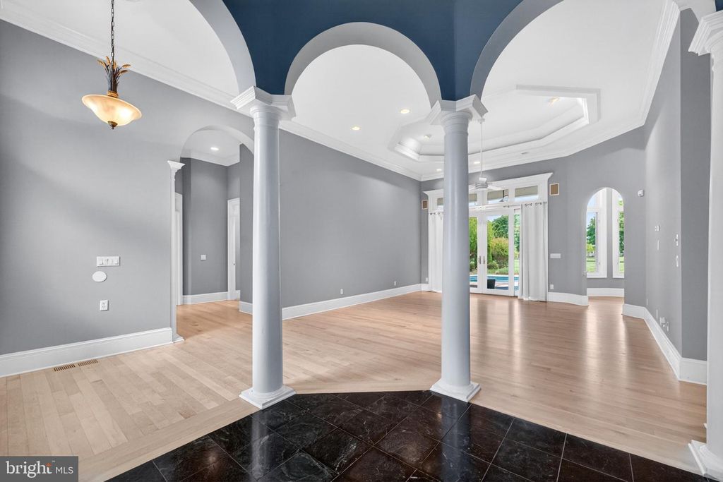 Image 10 of property listing at 2855 COX NECK RD, Chester, MD 21619