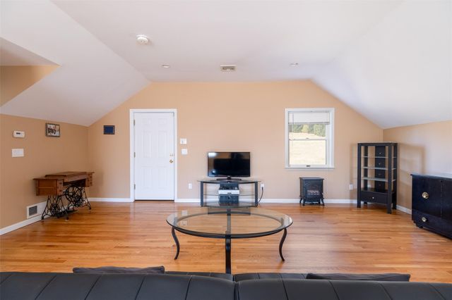 4 Oakridge Road, North Salem, NY 10560