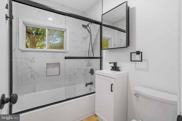 49 FARRELL AVE, Ewing, NJ 08618