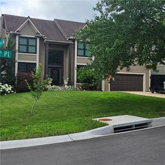 10701 W 128th Place, Overland Park, KS 66213