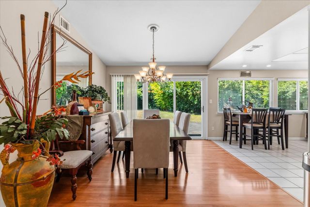 2810 Bogdan Ct, Sacramento, CA 95827