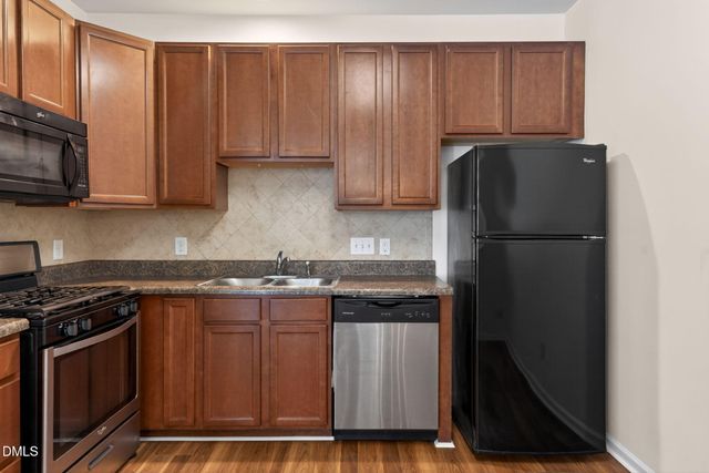 11100 Gwynn Oaks Drive 105, Raleigh, NC 27614