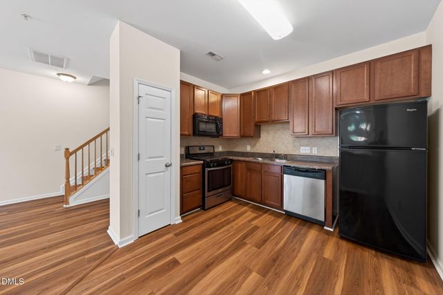 11100 Gwynn Oaks Drive 105, Raleigh, NC 27614