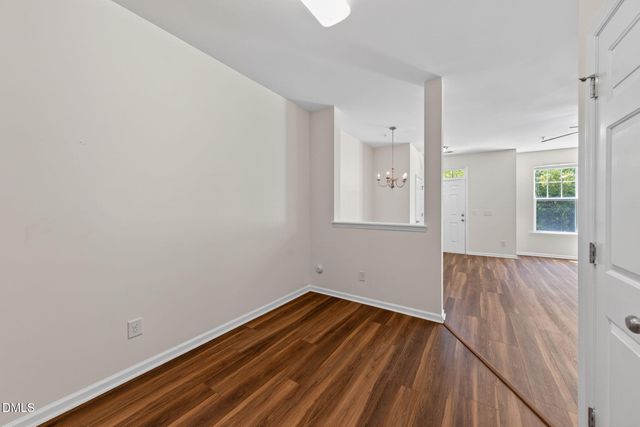 11100 Gwynn Oaks Drive 105, Raleigh, NC 27614