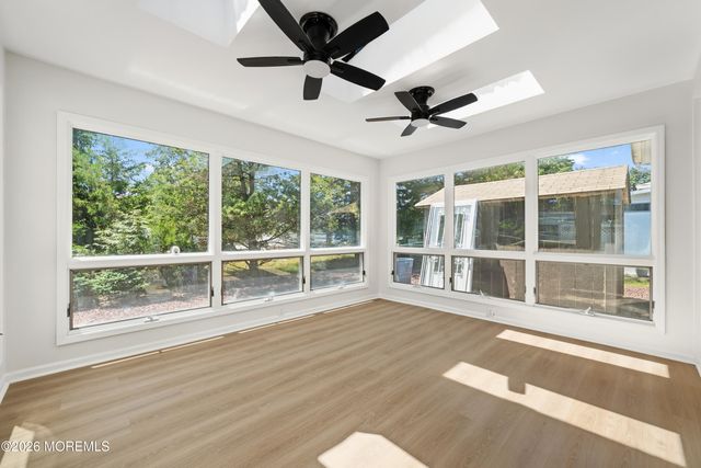 33 Whitmore Drive, Toms River, NJ 08757