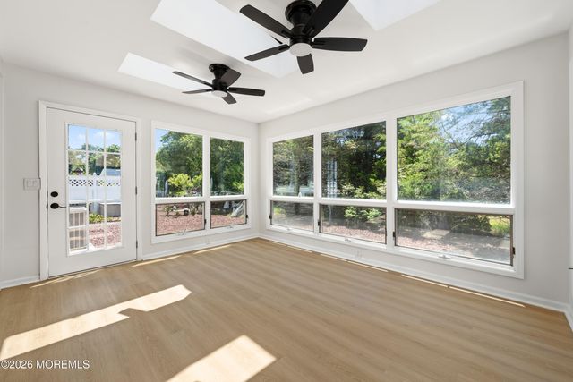 33 Whitmore Drive, Toms River, NJ 08757