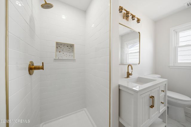 33 Whitmore Drive, Toms River, NJ 08757