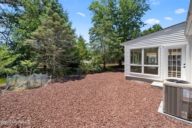 33 Whitmore Drive, Toms River, NJ 08757