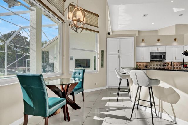 142 Corinthian Circle, Jupiter, FL 33458