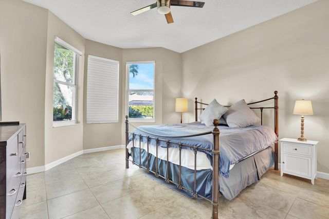 142 Corinthian Circle, Jupiter, FL 33458