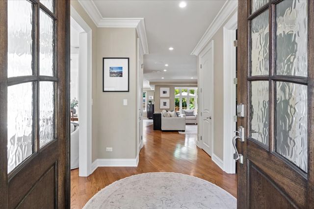 1180 Taylor Avenue, Highland Park, IL 60035