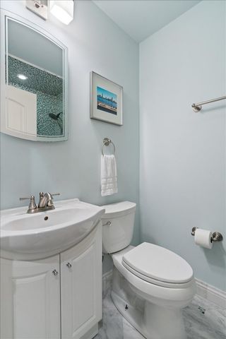1180 Taylor Avenue, Highland Park, IL 60035