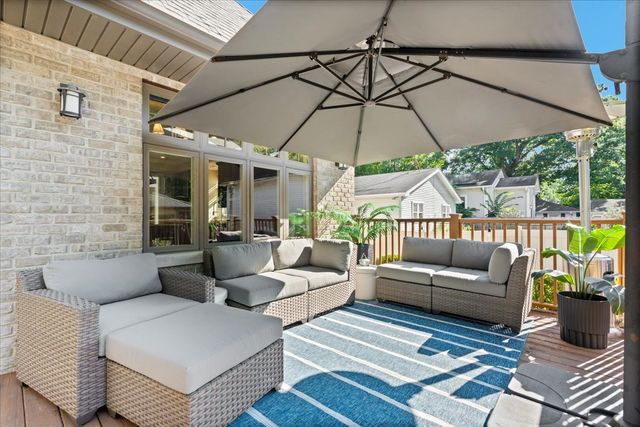1180 Taylor Avenue, Highland Park, IL 60035