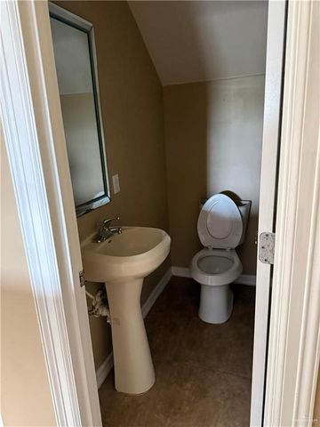 1408 W Fig Avenue 4, Pharr, TX 78577