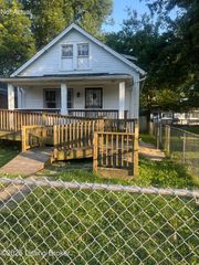 1108 Walter Ave, Louisville, KY 40215