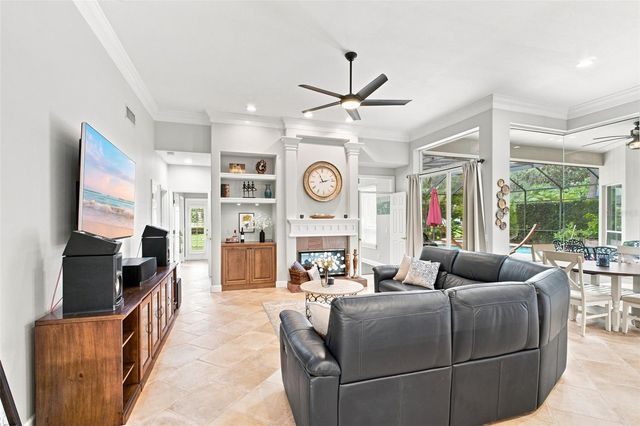 2862 DEER RUN, Tarpon Springs, FL 34688
