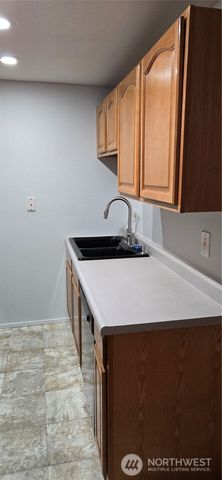 1731 Brawne Avenue NW #B, Olympia, WA 98502