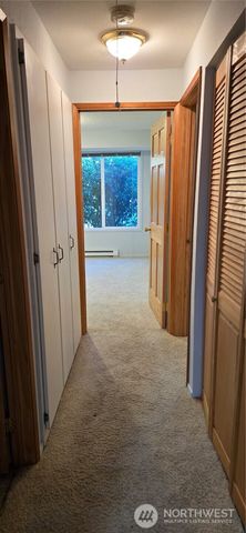 1731 Brawne Avenue NW #B, Olympia, WA 98502