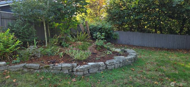 1731 Brawne Avenue NW #B, Olympia, WA 98502