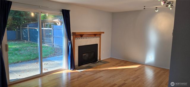 1731 Brawne Avenue NW #B, Olympia, WA 98502