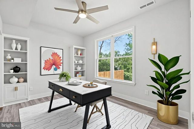 207 LINCOLN, Colonial Beach, VA 22443