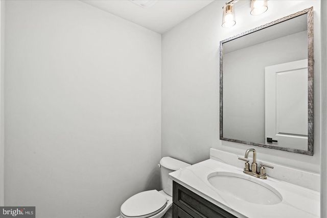 207 LINCOLN, Colonial Beach, VA 22443
