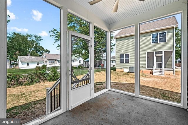 207 LINCOLN, Colonial Beach, VA 22443
