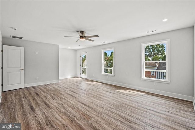 207 LINCOLN, Colonial Beach, VA 22443