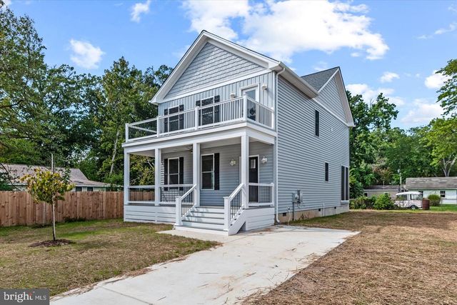 207 LINCOLN, Colonial Beach, VA 22443