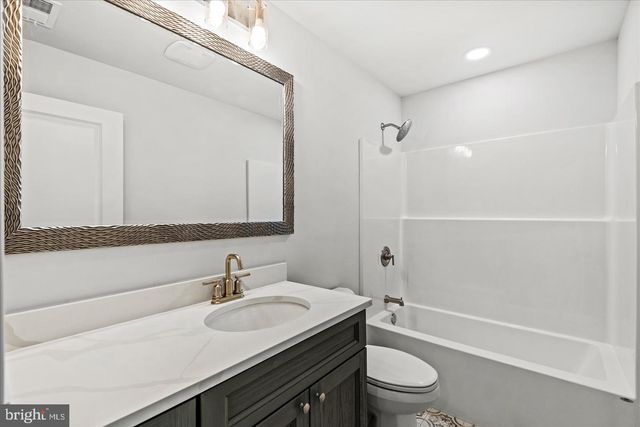 207 LINCOLN, Colonial Beach, VA 22443