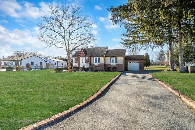 34 Pine Acres Boulevard, Deer Park, NY 11729