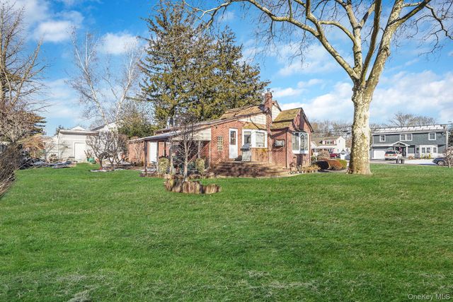 34 Pine Acres Boulevard, Deer Park, NY 11729