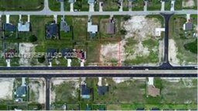 317 E Diplomat PKWY, Cape Coral, FL 33909