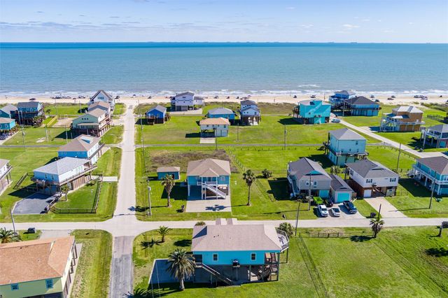 2011 Vista, Crystal Beach, TX 77650