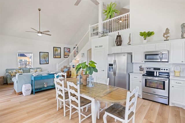 2011 Vista, Crystal Beach, TX 77650