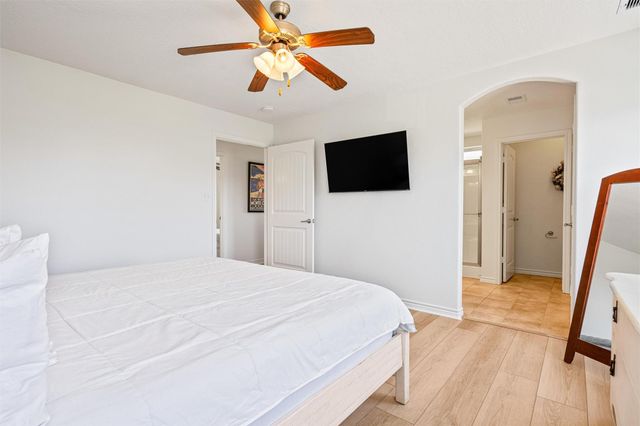 2011 Vista, Crystal Beach, TX 77650