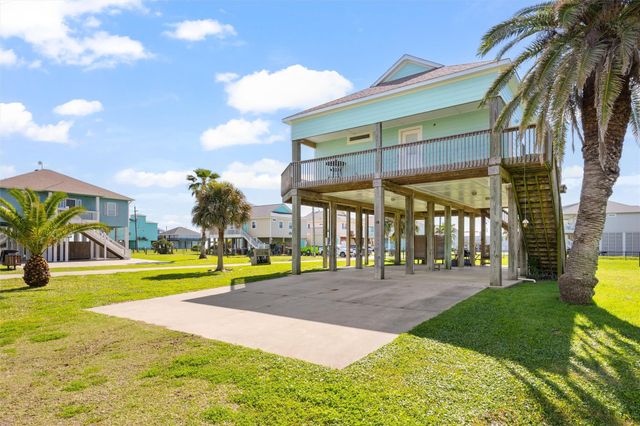 2011 Vista, Crystal Beach, TX 77650