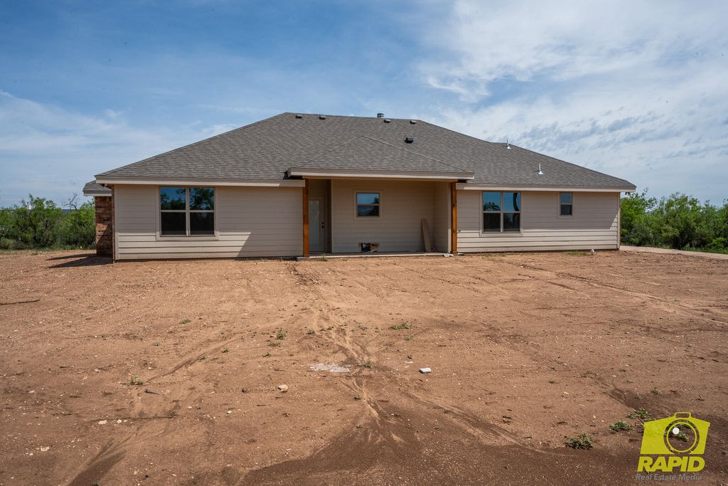 Image 17 of property listing at 9711 Jaguar Trail, San Angelo, TX 76901