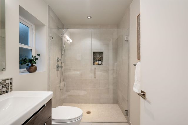 1468 Summit Rd, Berkeley, CA 94708