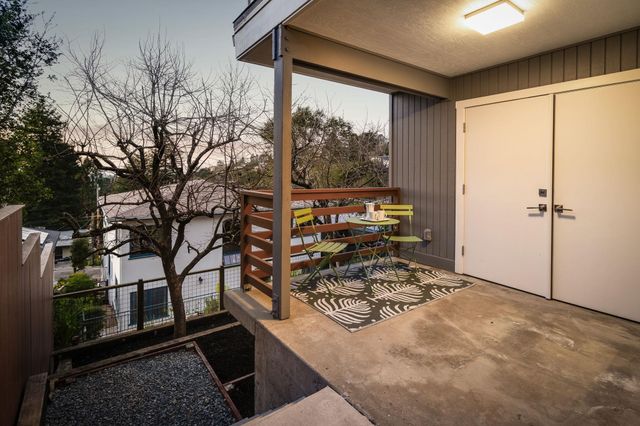 1468 Summit Rd, Berkeley, CA 94708