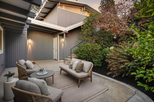 1468 Summit Rd, Berkeley, CA 94708