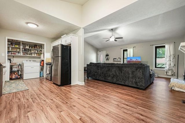 16 Allen Lane, Dallas, GA 30157