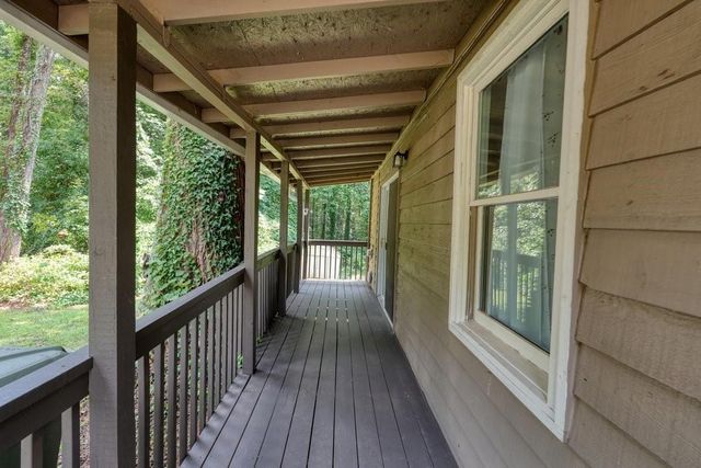16 Allen Lane, Dallas, GA 30157