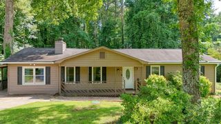16 Allen Lane, Dallas, GA 30157