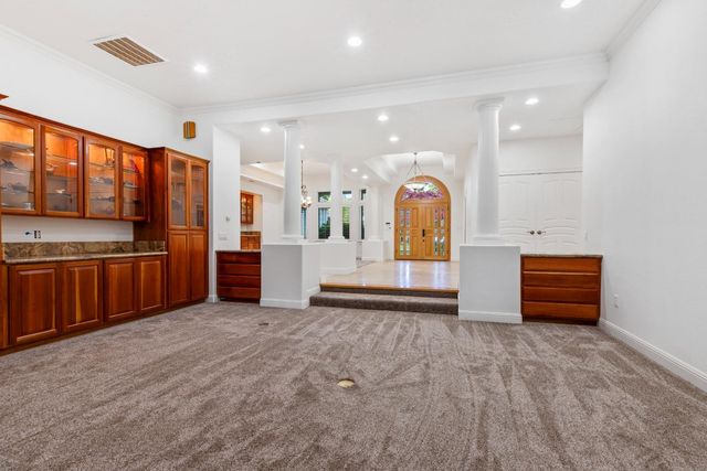 5000 Peach Blossom Ln, Oakdale, CA 95361