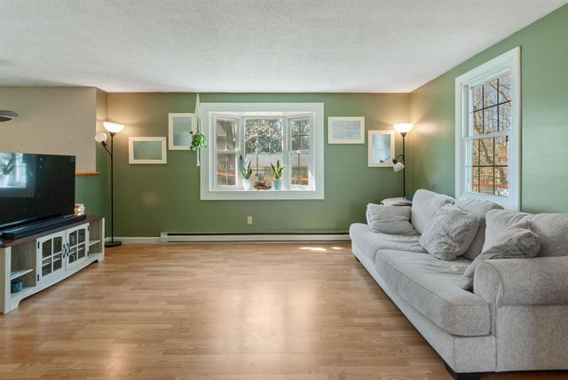 5 Sprucewood Drive, Rochester, NH 03867