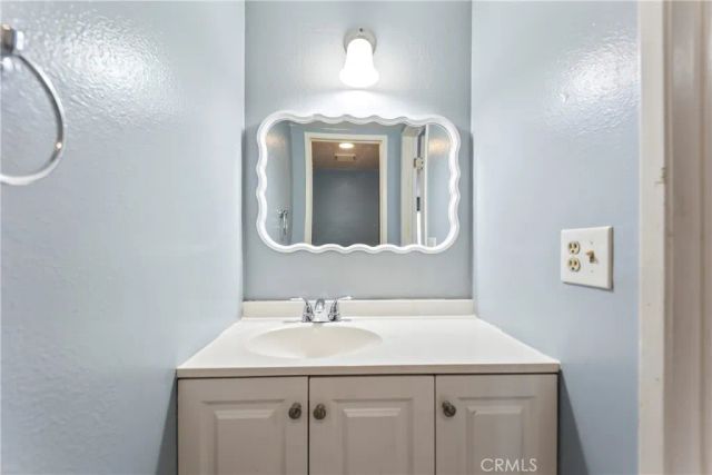 9834 Sepulveda Boulevard 117, North Hills, CA 91343