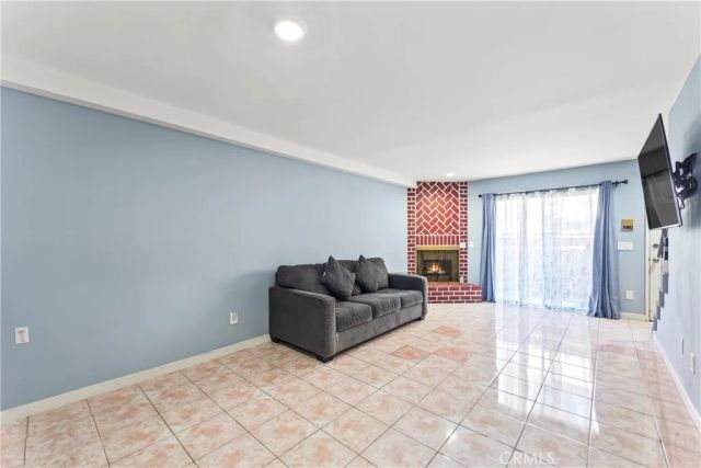 9834 Sepulveda Boulevard 117, North Hills, CA 91343